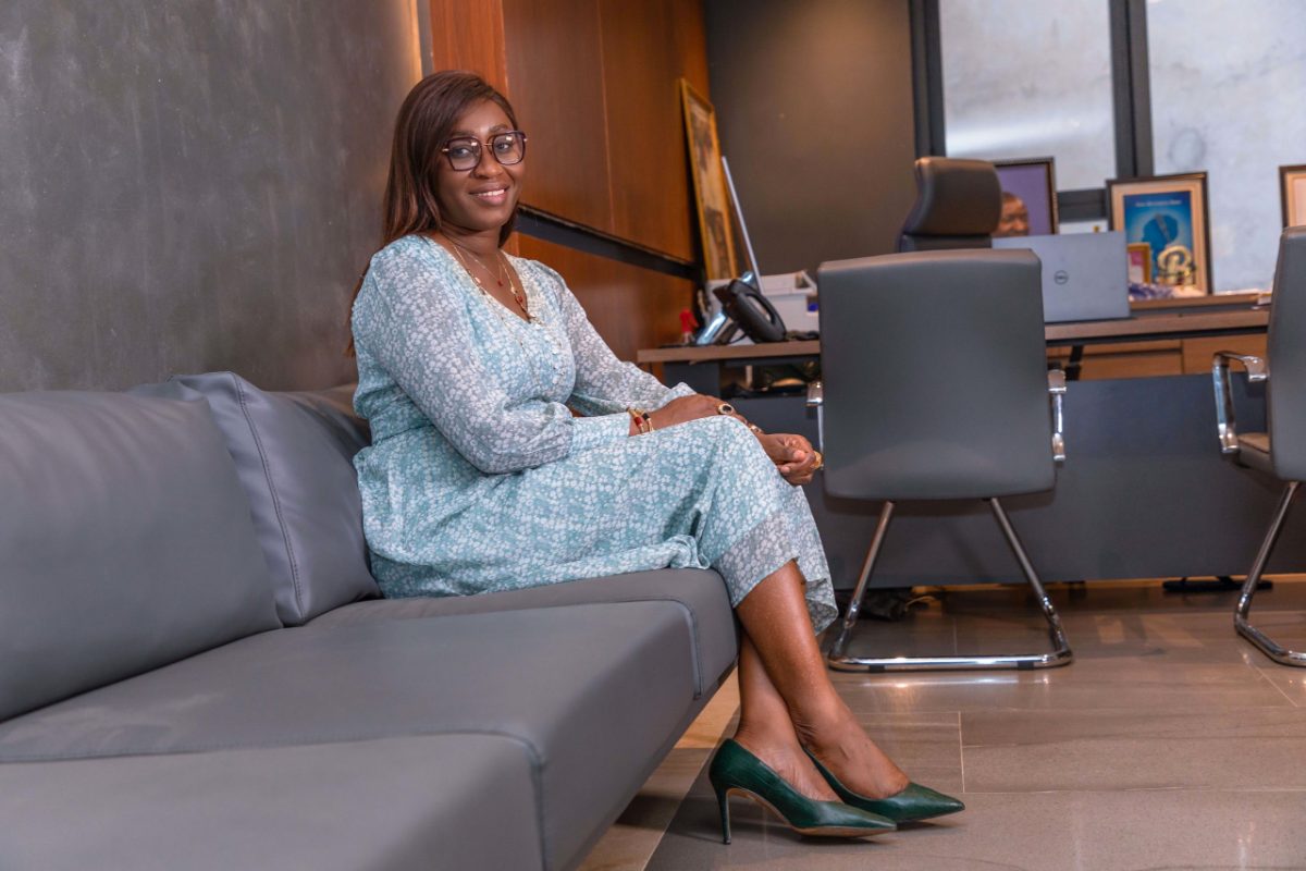 Oumou Group : Fatou Seck yeddii tuume nde mbi'eteede o waɗii jokkondire jeeyal ɗe alaa goonga, tee o hollii ko milyaarji 4,5 FCFA yoɓaama haa jooni.
