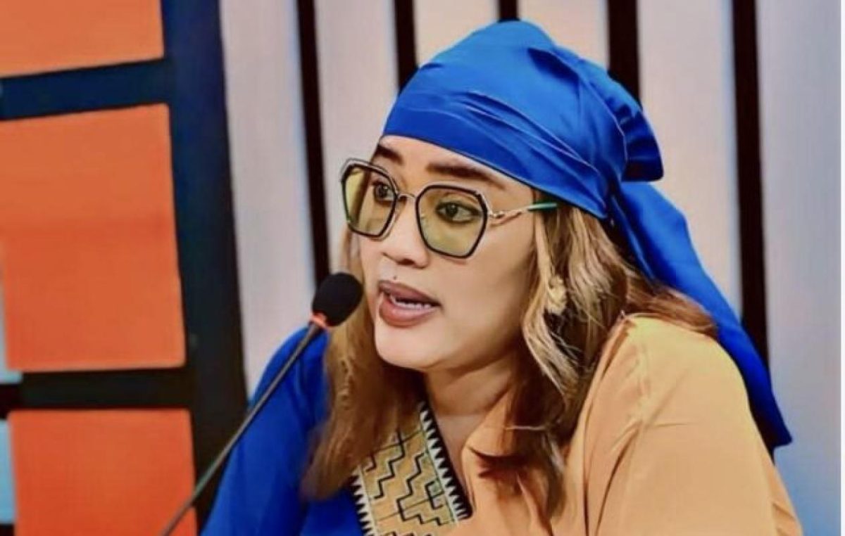 Senegaal : Ndèye Sow Leïla waɗaama e garde à vue e DSC caggal plainte fedde And Samm Jikko Yi