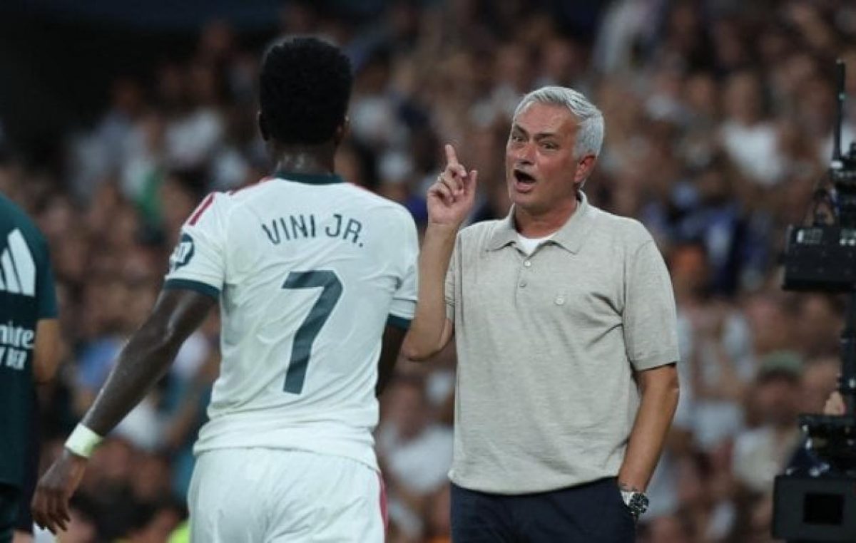 Real Madrid: Mourinho boycotte la conférence de presse après le carton rouge de Vinicius
